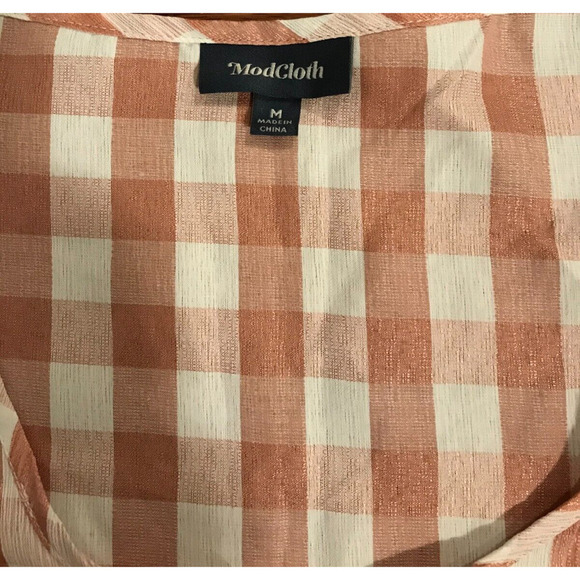 MODCLOTH Women's Picnic Plaid Gingham Puff Sleeve Blouse - Size Medium - Picture 6 of 8